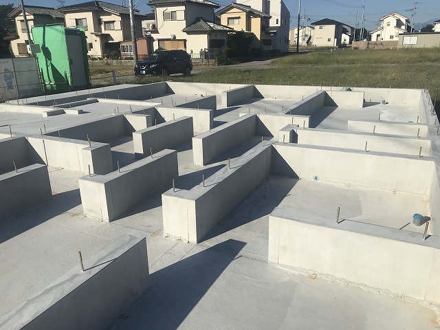 基礎工事