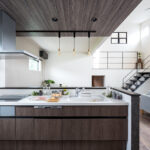 中二階にキッズルームがある家