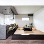 中二階にキッズルームがある家