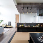 中二階にキッズルームがある家