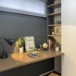 クリアガラスの室内ドアと、デコ窓がある家（埼玉県熊谷市）