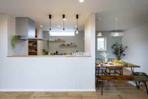 アイアン手すりの階段と吹抜けがある家（群馬県邑楽郡大泉町）