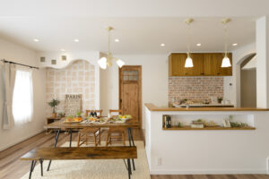 音符がかわいいアイアン手すりの平屋の家