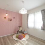 音符がかわいいアイアン手すりの平屋の家