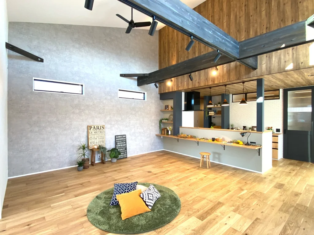 広々タイルデッキと明るいLDKのある平屋（群馬県前橋市）