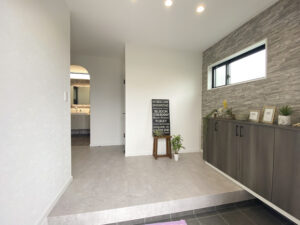 ホテルライクな玄関ホールとLDKがある家（群馬県高崎市）