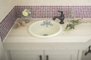 音符がかわいいアイアン手すりの平屋の家