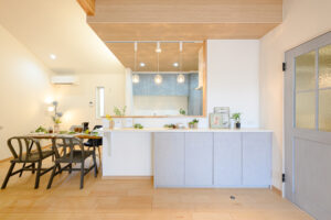 クリアパネルのスキップフロアがあるお家（群馬県伊勢崎市）