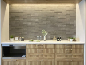 造作ベンチのダイニングがある家（群馬県太田市）