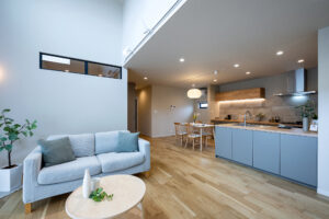 スタディスペースとグラフテクトキッチンがある平屋（群馬県前橋市）