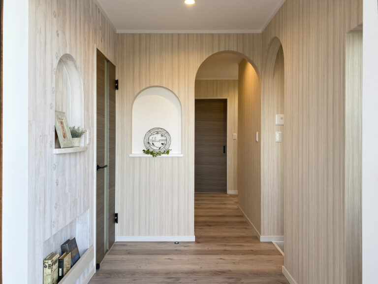 アーチ壁などのR垂れ壁の施工事例｜群馬県・栃木県・埼玉県｜アイワホーム