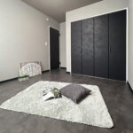 素材感を楽しむ、モノトーンデザインの家（群馬県太田市）