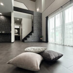 素材感を楽しむ、モノトーンデザインの家（群馬県太田市）