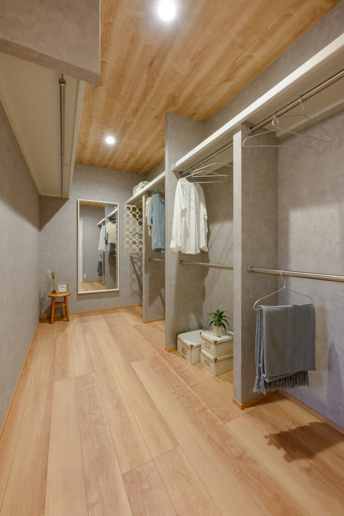 広々としたWICで整頓できる暮らしを支える平屋の注文住宅