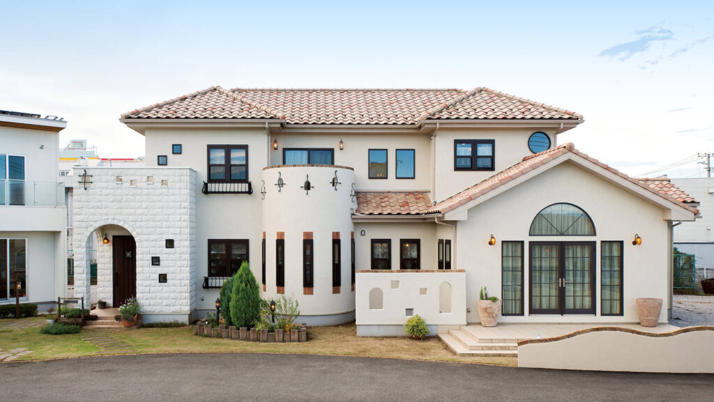 南欧風の雰囲気を醸すアイワホーム太田モデル