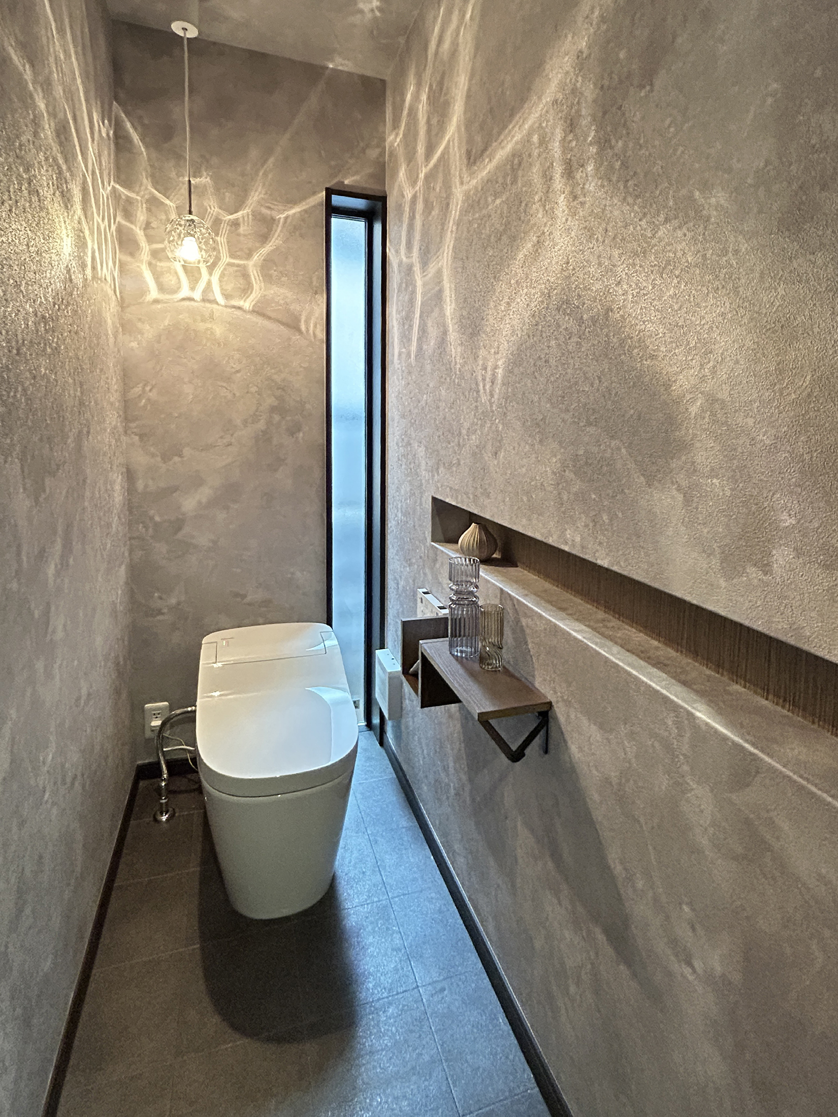 吹き抜けとアクセントウォールが映える住まい（群馬県高崎市）