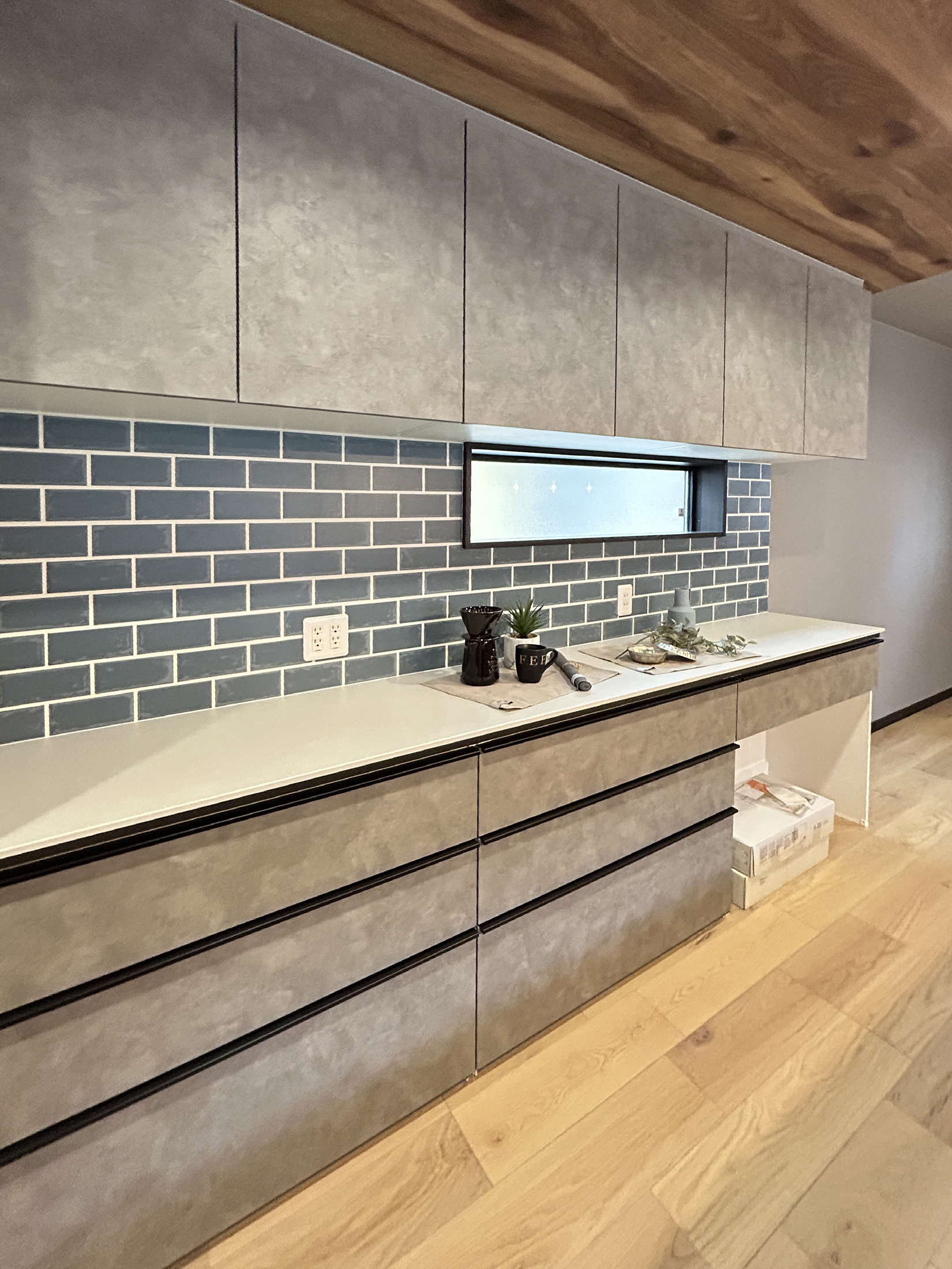 吹き抜けとアクセントウォールが映える住まい（群馬県高崎市）