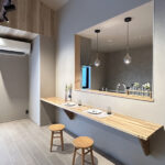 ねこと暮らす、グレーを楽しむ。遊び心と機能性を備えた平屋の家（群馬県高崎市）