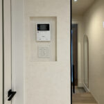 グレーで整えた、家族が心地よくつながる平屋の暮らし（群馬県太田市）