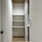 グレーで整えた、家族が心地よくつながる平屋の暮らし（群馬県太田市）