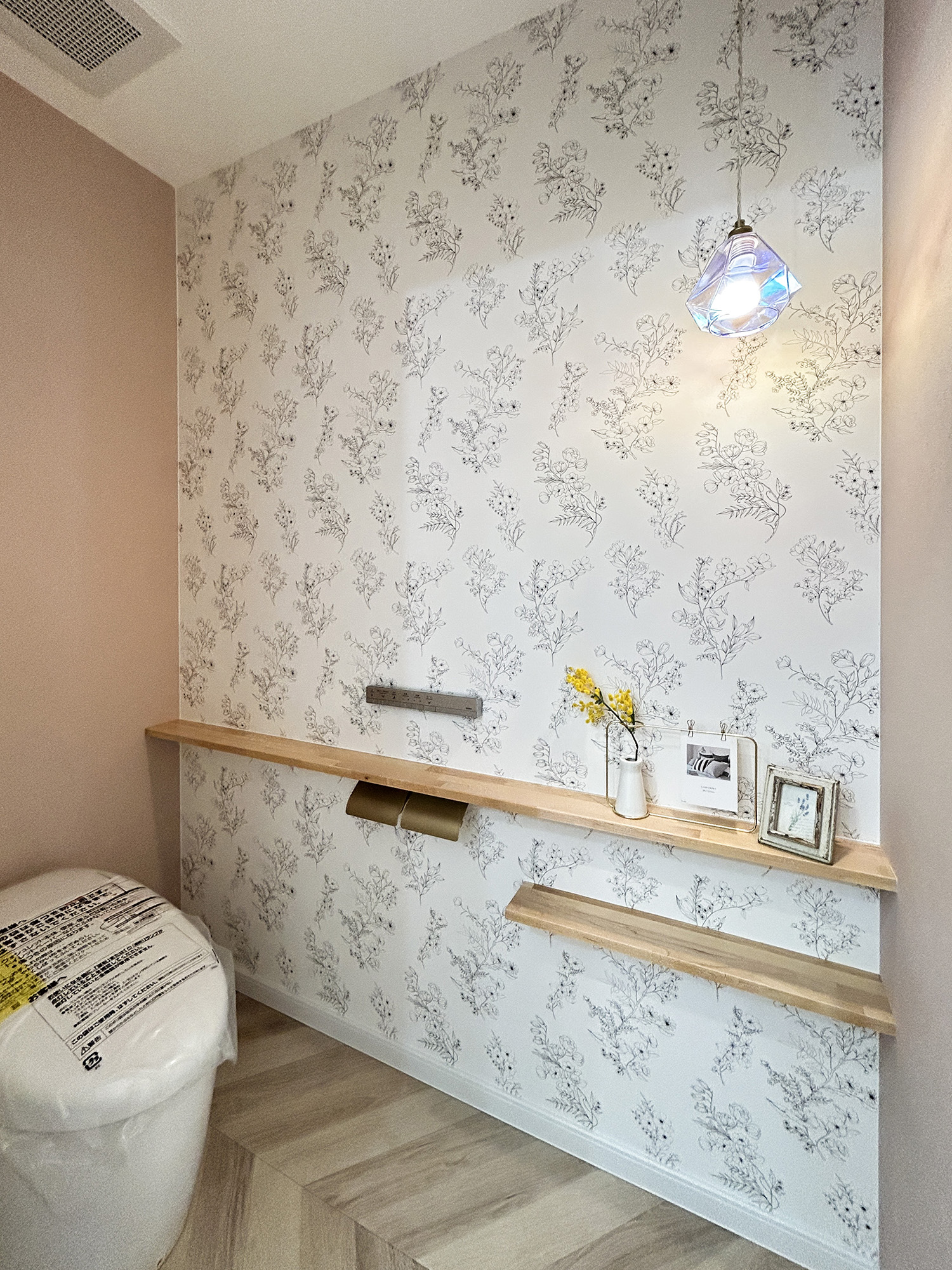 ご縁から生まれた、アーチと彩りのクロスが映えるやさしい平屋の住まい（群馬県前橋市）