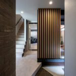 外観と中庭がつながる、グレー×ブラックの住まい（群馬県伊勢崎市）