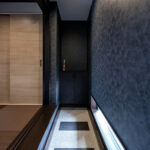 外観と中庭がつながる、グレー×ブラックの住まい（群馬県伊勢崎市）